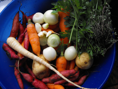 Mixture of root vegetables to be roasted.