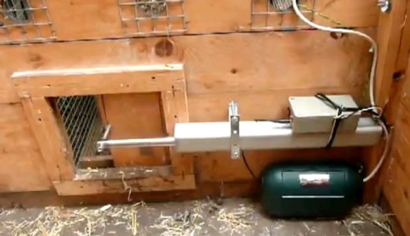 Automatic chicken coop door opener project | Jum Chicken Coop