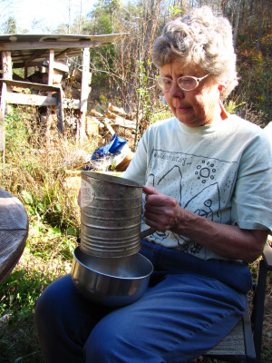 Winnowing amaranth in a sifter