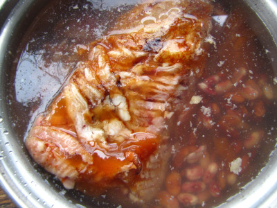 Cooking ham bone with beans