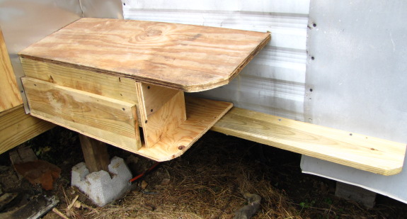 mobile home cat house diy 2010
