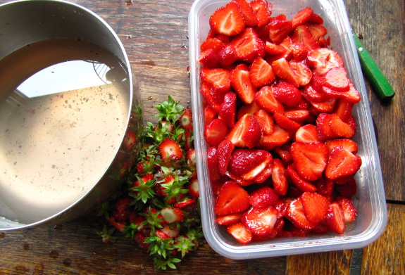 Cutting up strawberries