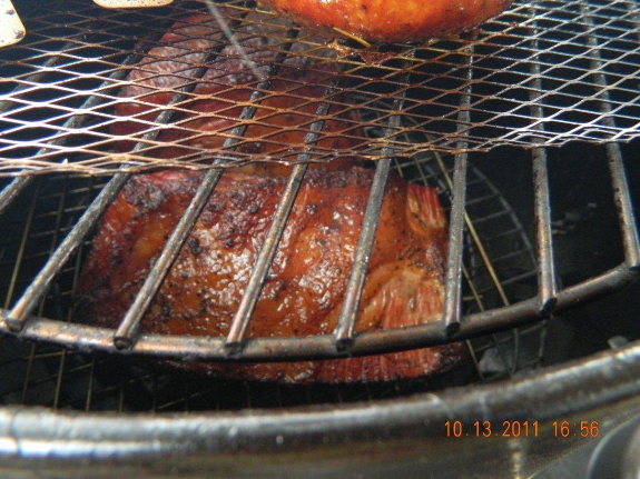 Meat smoker