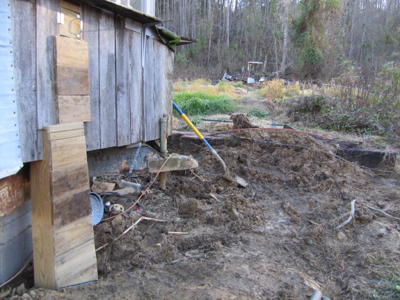 insulated box from ground to trailer