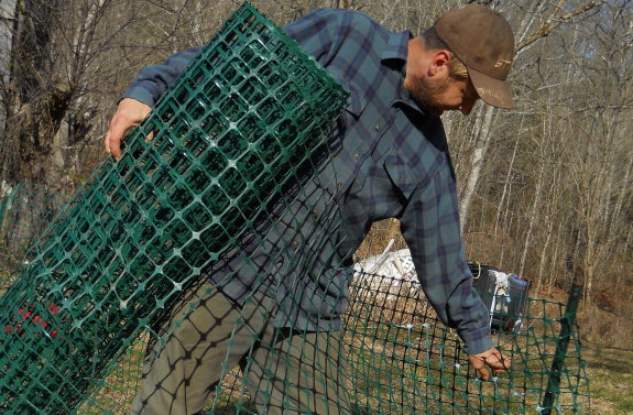 best material choice for making a temporary fence