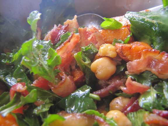 Bacon and garbanzo salad