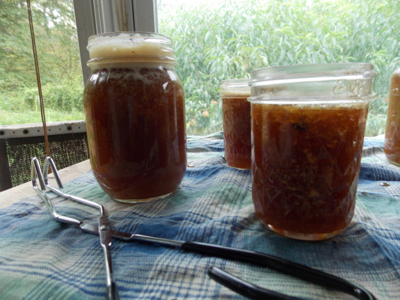 Cooked peach jam