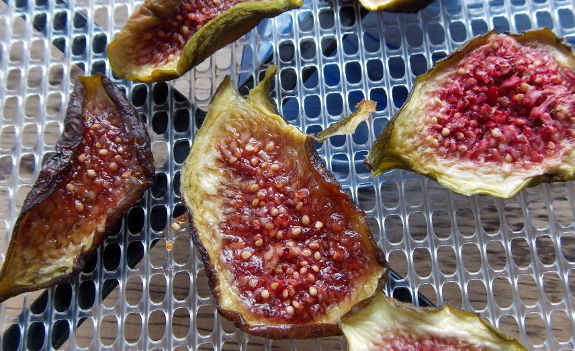 Dried figs