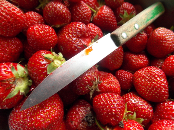 Cutting strawberries