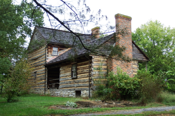 Frontier house with dogtrot