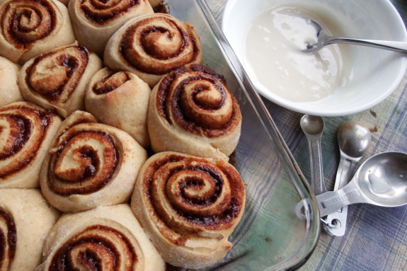 Cinnamon-bun frosting