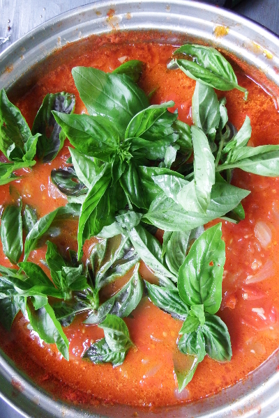 Tomato and basil soup