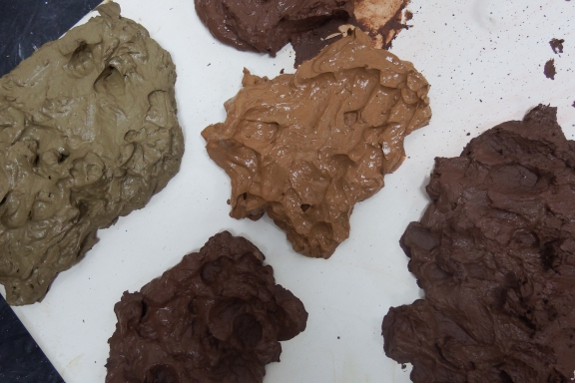 How to Process Soil into Clay for Pottery